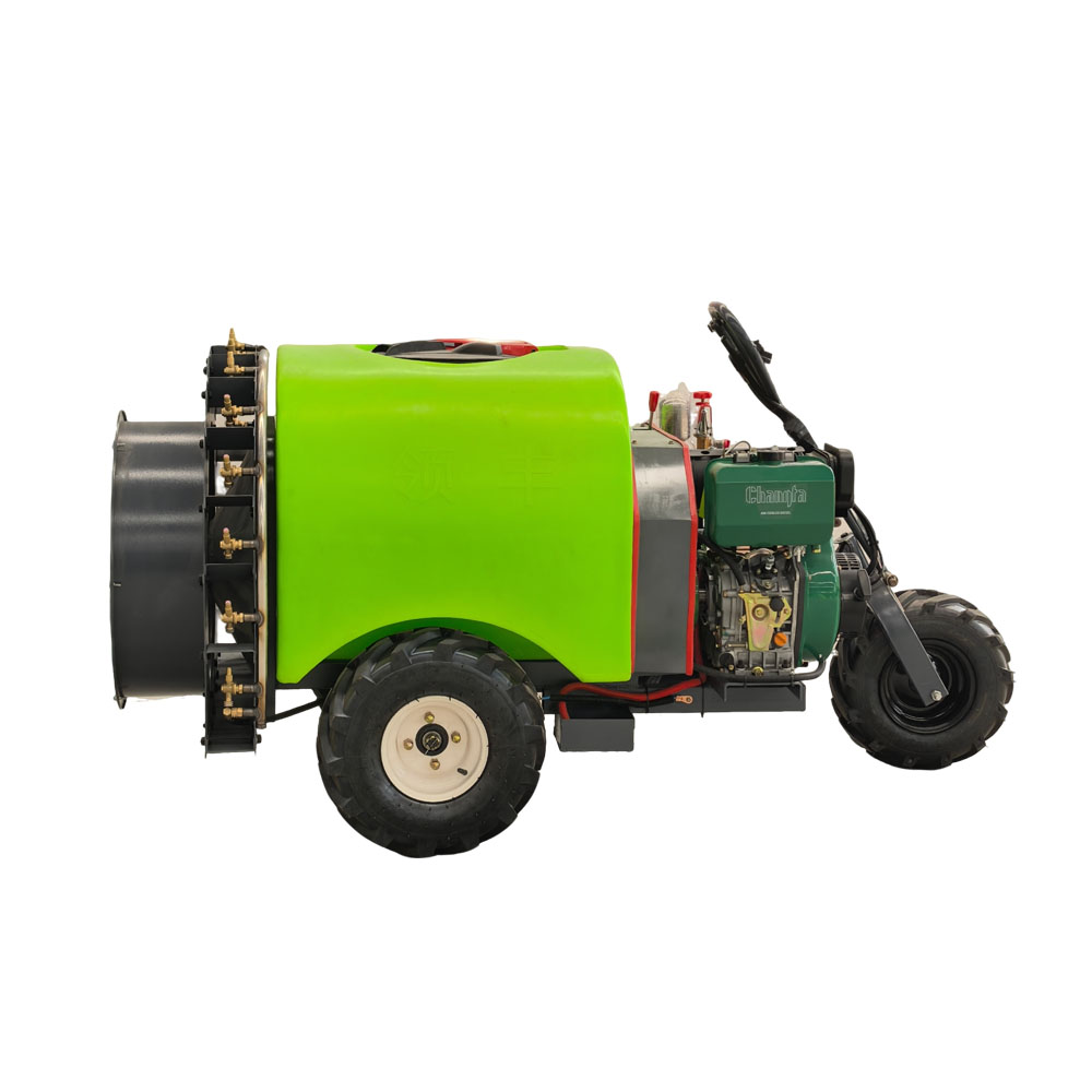 Self-propelled air sprayer