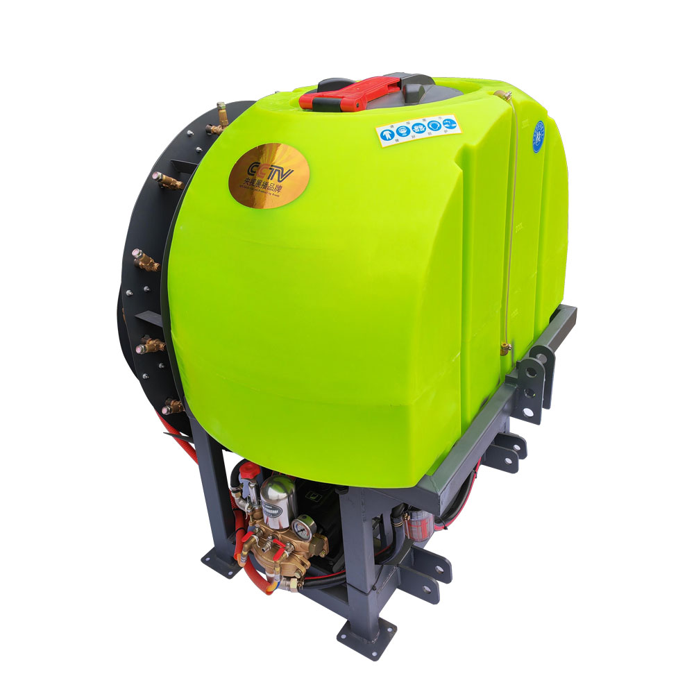 Three-point suspension sprayer